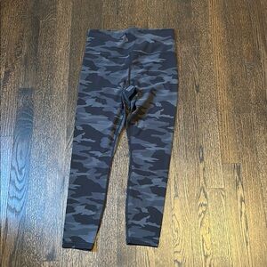 Athleta elation 7/8 tight